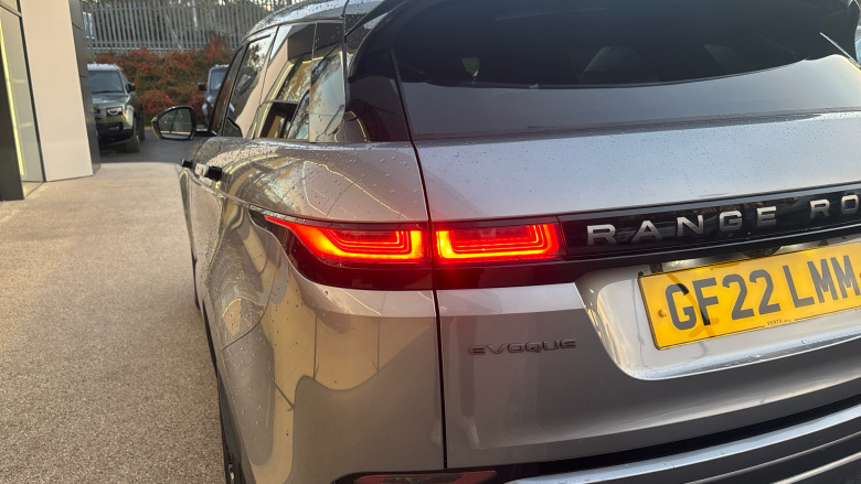 Land Rover Range Rover Evoque 2.0 D200 R-Dynamic SE 5dr Auto Diesel Hatchback